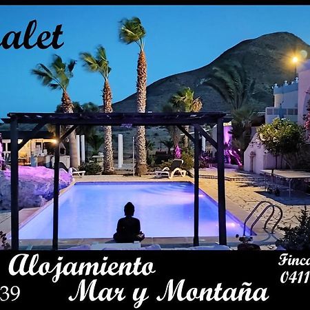 Alojamiento Mar Y Montana Guest House Almeria Bagian luar foto